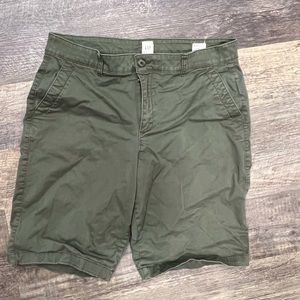 COPY - GAP factory Bermuda shorts